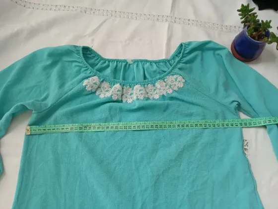 Blusa estilo paisana. IMPECABLE Floresta