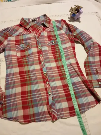 Camisa cuadriculada, entallada. Manga larga/corta. IMPECABLE Floresta