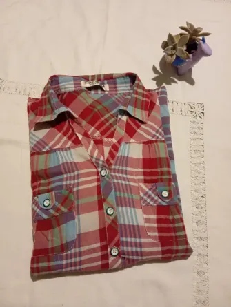 Camisa cuadriculada, entallada. Manga larga/corta. IMPECABLE Floresta