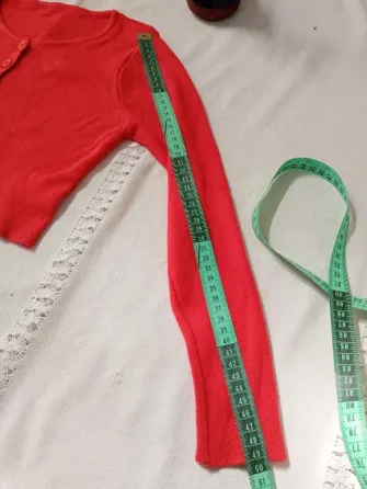 Saquito corto, abotonado. IMPECABLE Floresta