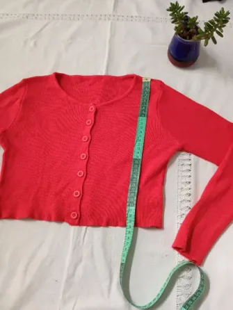 Saquito corto, abotonado. IMPECABLE Floresta