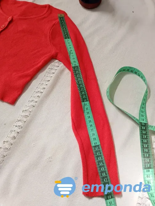 Saquito corto, abotonado. IMPECABLE Floresta - imagen 4