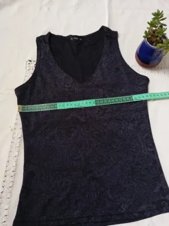 Musculosa de vestir, escote en V (Nuevas s/etiq) Floresta