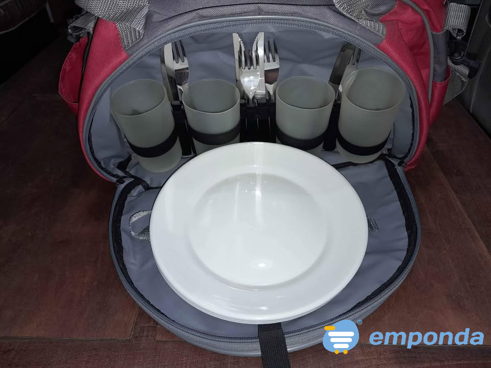 Bolso térmico para camping con vajilla Zárate - imagen 2