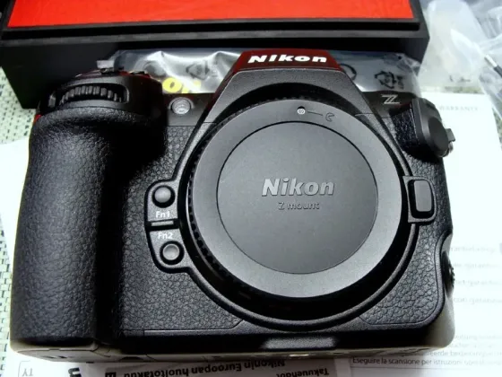 Nikon Z8 Mirrorless DSLR body kit La Plata