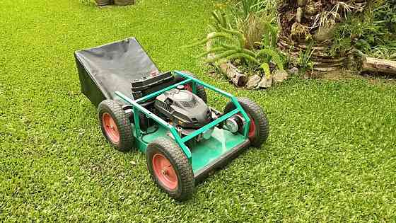 Máquina de Corta cesped 4x4 a control remoto Villa Devoto