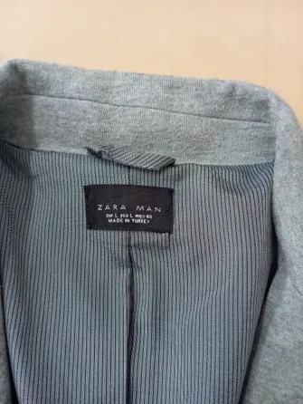 Blazer entallado de hombre. Zara Man. Impecable Floresta