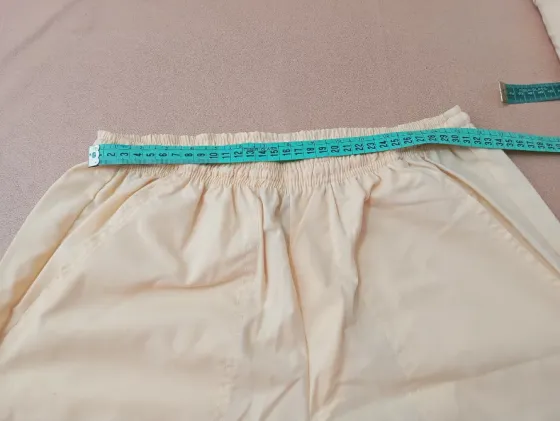 Ambo de mujer, pantalon largo, chaqueta manga corta. Arciel Floresta