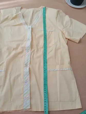 Ambo de mujer, pantalon largo, chaqueta manga corta. Arciel Floresta