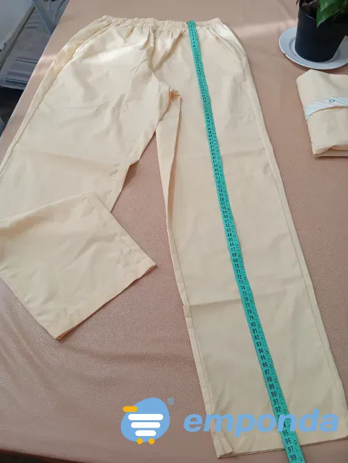 Ambo de mujer, pantalon largo, chaqueta manga corta. Arciel Floresta - imagen 4