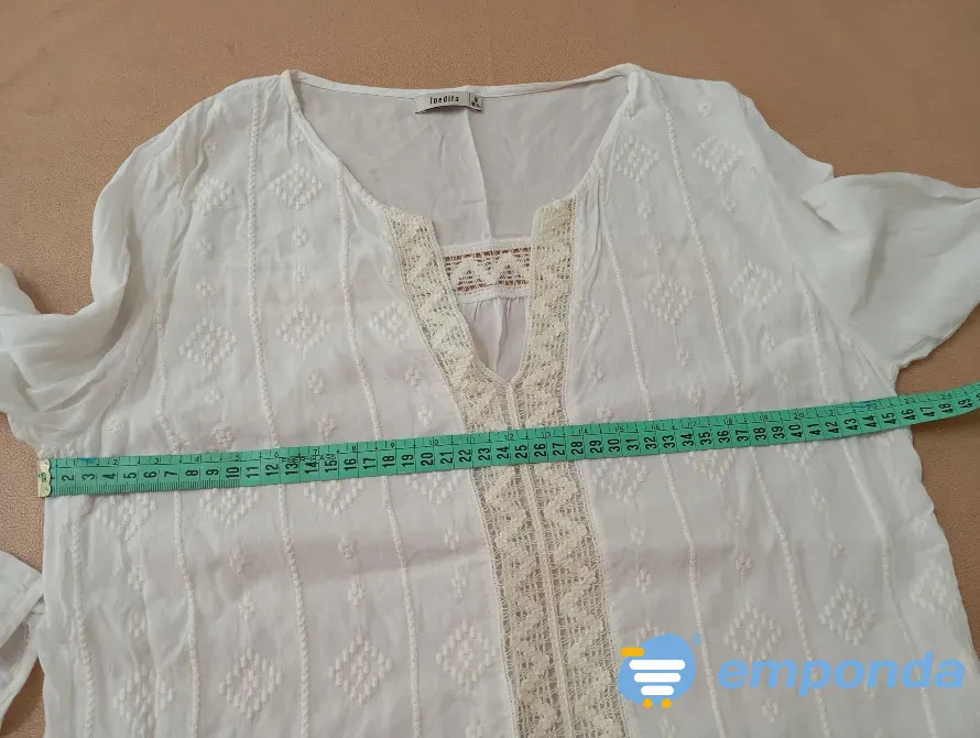 Camisola color crema con puntilla. Inedita Floresta - imagen 2