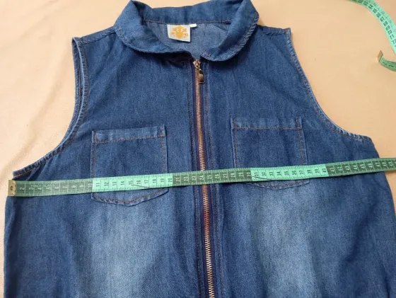 Enterito, mono de jean sin mangas Floresta