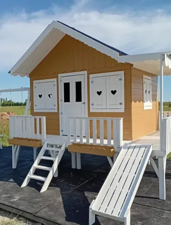 Juegos de madera casitas infantiles Zárate