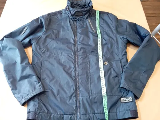 Campera abrigada de hombre Floresta