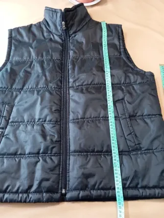 Chaleco puffer amplio unisex. Un uso Floresta