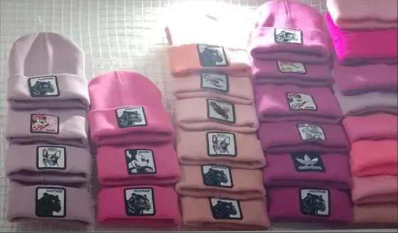 Gorros de lana Belgrano