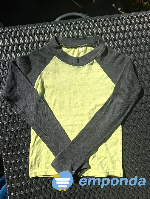 Remeras Manga Larga x8 Niños Talle 8/10 Colegiales - imagen 4