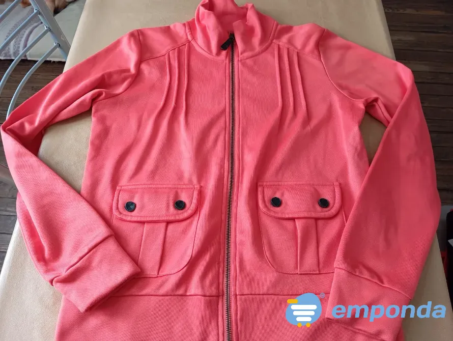Campera Kosiuko, cuello media polera Floresta - imagen 2