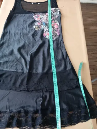 Vestido negro tipo solero vintage. Impecable Floresta