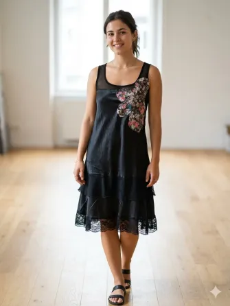 Vestido negro tipo solero vintage. Impecable Floresta