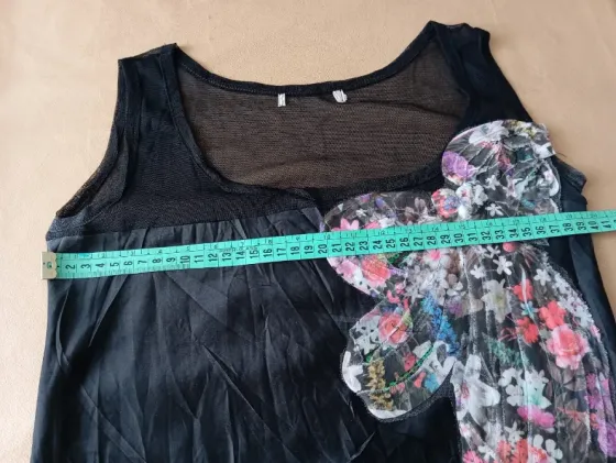 Vestido negro tipo solero vintage. Impecable Floresta