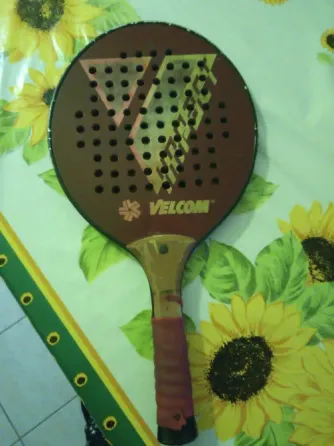 Paleta de padel San Miguel