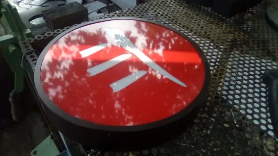 Trofeos de acrílico plano con grabado laser en Lanús Lanús