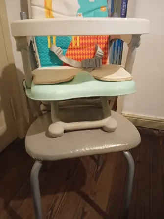 Silla de comer para bebe tipo booster transportable Floresta