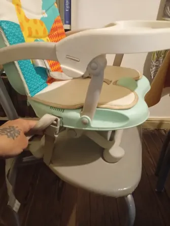 Silla de comer para bebe tipo booster transportable Floresta