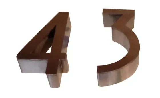 Cartel con numeración calada para casas Lanús