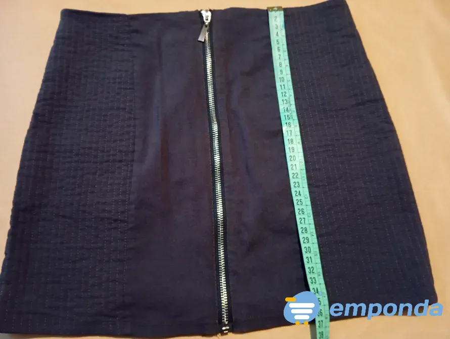 Pollera super elastizada. Impecable Floresta - imagen 1