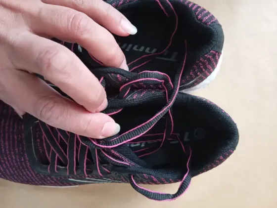Zapatillas deportivas de mujer. Impecables Floresta