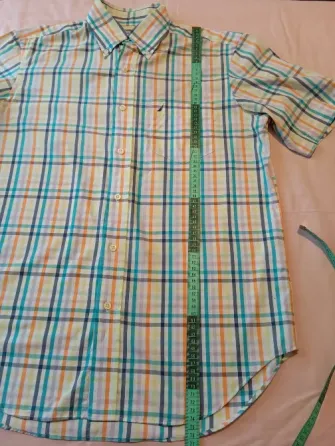 Camisa de hombre, cuadriculada. Impecable Floresta