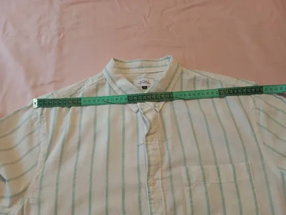 Camisa de hombre, rayada. Impecable Floresta