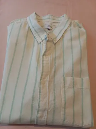 Camisa de hombre, rayada. Impecable Floresta