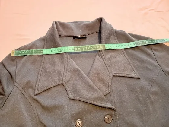 Blazer largo cruzado, cuello solapa clásico, entallado Floresta