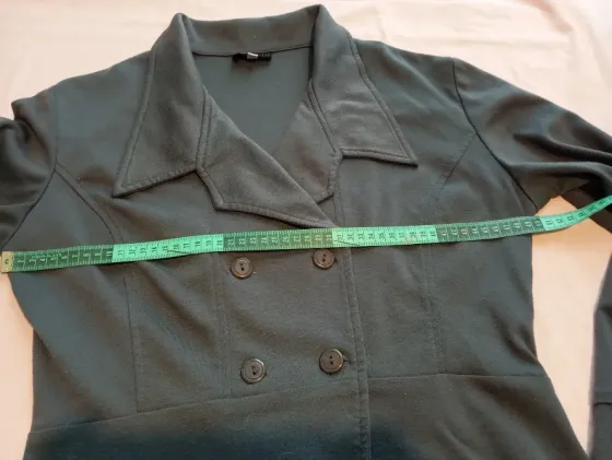 Blazer largo cruzado, cuello solapa clásico, entallado Floresta