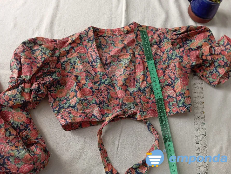 Conjunto de pollera irregular y top tipo flamenco. IMPECABLE Floresta - imagen 7