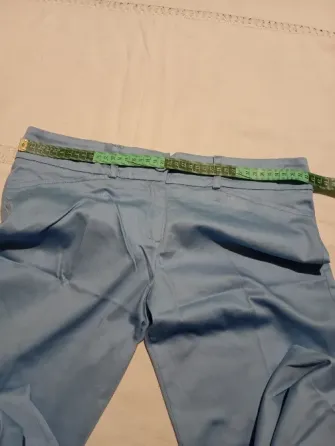 Pantalon tobillero, tipo de vestir, celeste. Nuevo Floresta