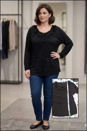 Blusa, camisola con pechera de raso. “Motivi”. IMPECABLE Floresta