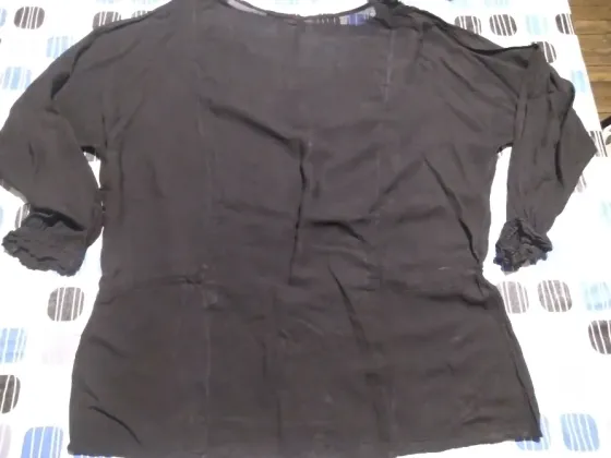 Blusa, camisola con pechera de raso. “Motivi”. IMPECABLE Floresta