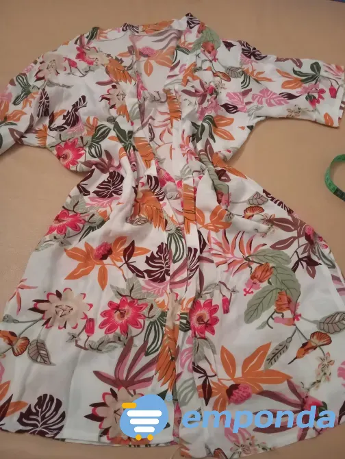 Kimono estampado manga corta. IMPECABLE Floresta - imagen 5