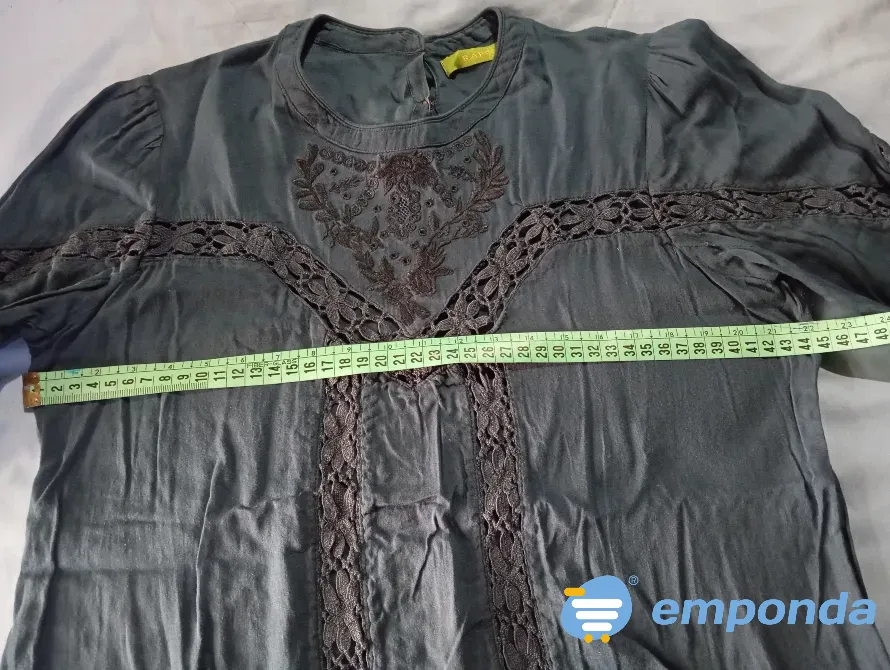 Blusa combinada, manga larga. Rapsodia. Impecable Floresta - imagen 3