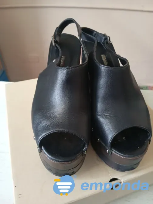Sandalia de cuero con plataforma “Hush Puppies” Floresta - imagen 9