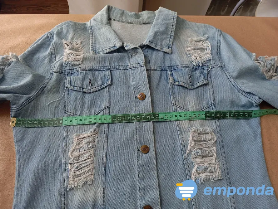 Campera de jean con roturas. Perfecto estado Floresta - imagen 4
