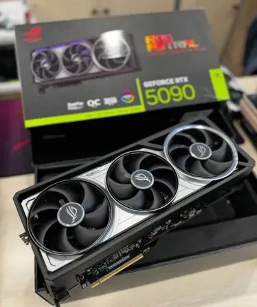 GeForce RTX 5090, RTX 5080, RTX 5070 Ti, RTX 4090, RTX 4080 La Plata