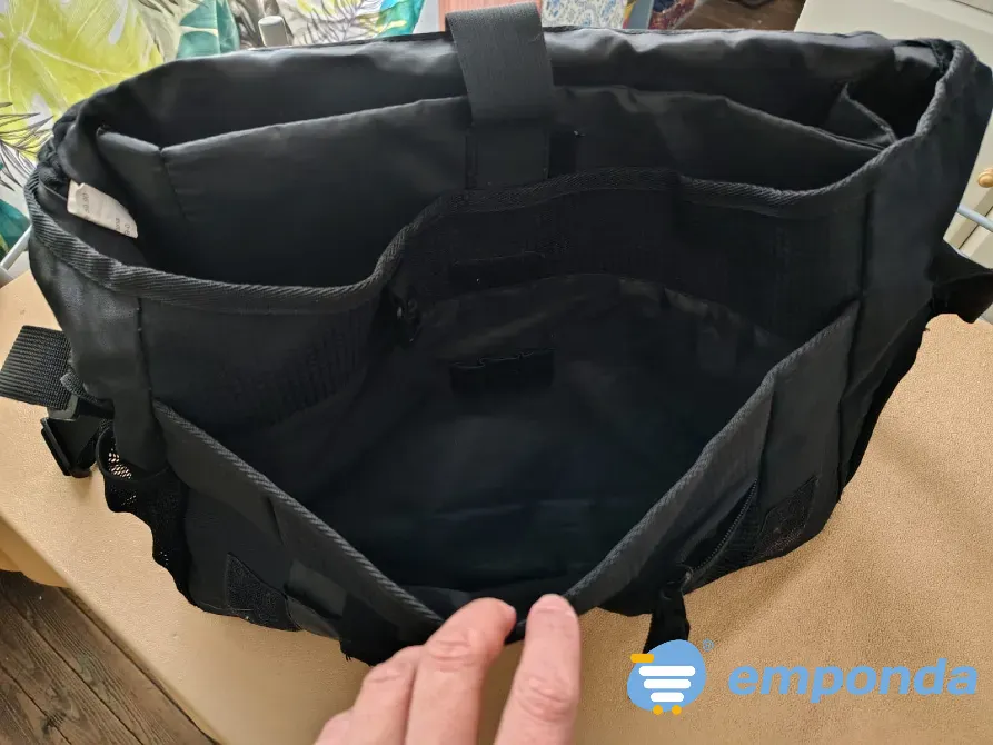 Bolso tipo morral o maletin, amplio. Unisex Floresta - imagen 4