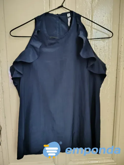 Blusa elegante con volado Floresta - imagen 2