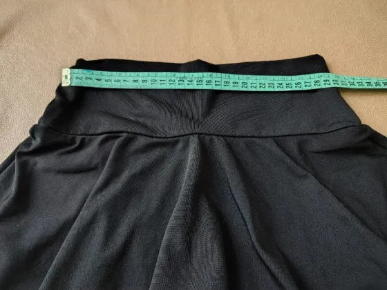 Pollera deportiva con short Floresta