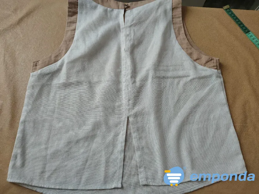 Blusa corta, elegante, combinada Floresta - imagen 3